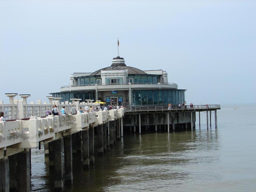 Luxurious Apartment With Sea View Blankenberge Esterno foto