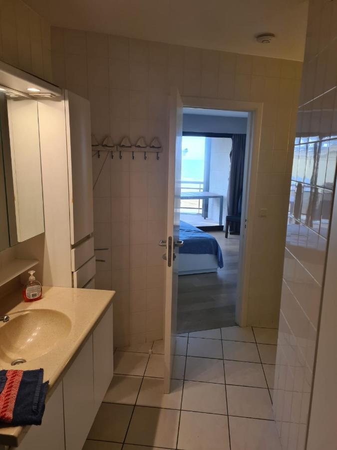 Luxurious Apartment With Sea View Blankenberge Esterno foto