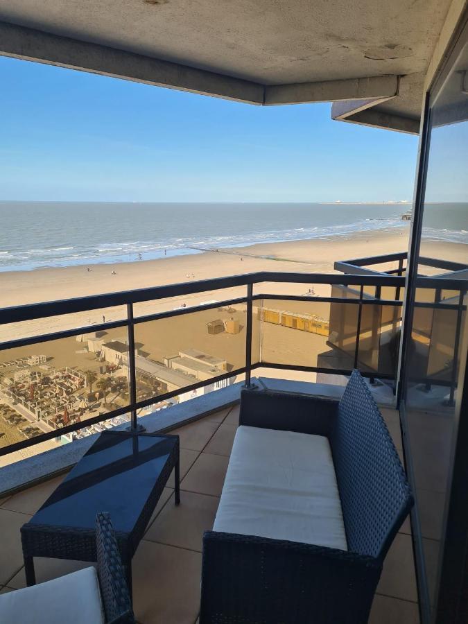 Luxurious Apartment With Sea View Blankenberge Esterno foto
