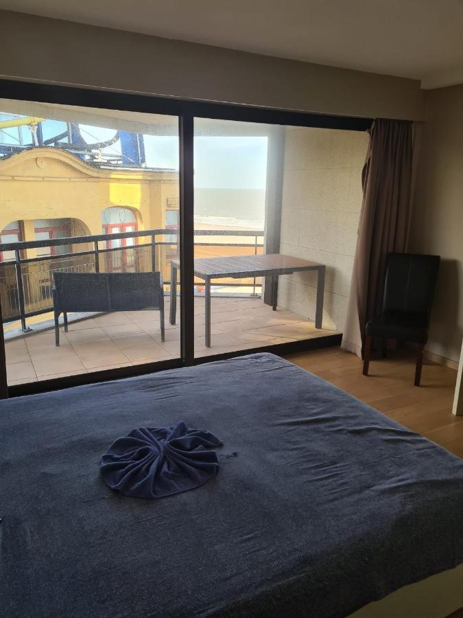 Luxurious Apartment With Sea View Blankenberge Esterno foto