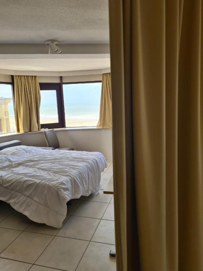 Luxurious Apartment With Sea View Blankenberge Esterno foto